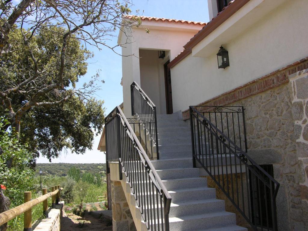 Albus Albi Colmenar del Arroyo Exterior foto